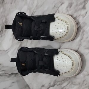 Nike Air Jordan 1 Mid Black White Dipped Toe 644507-021 TD 8c